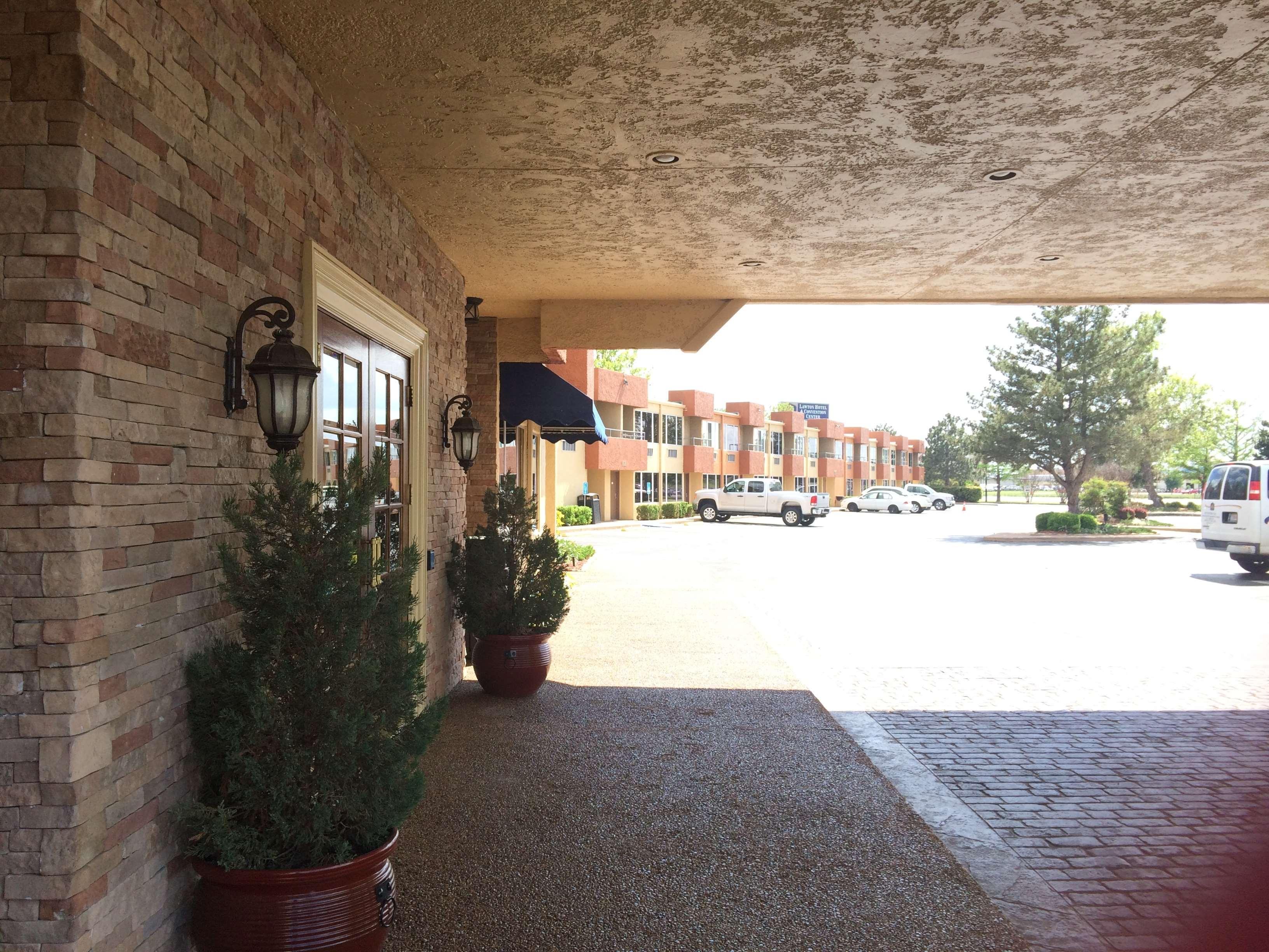 Surestay Plus By Best Western Lawton Exterior photo